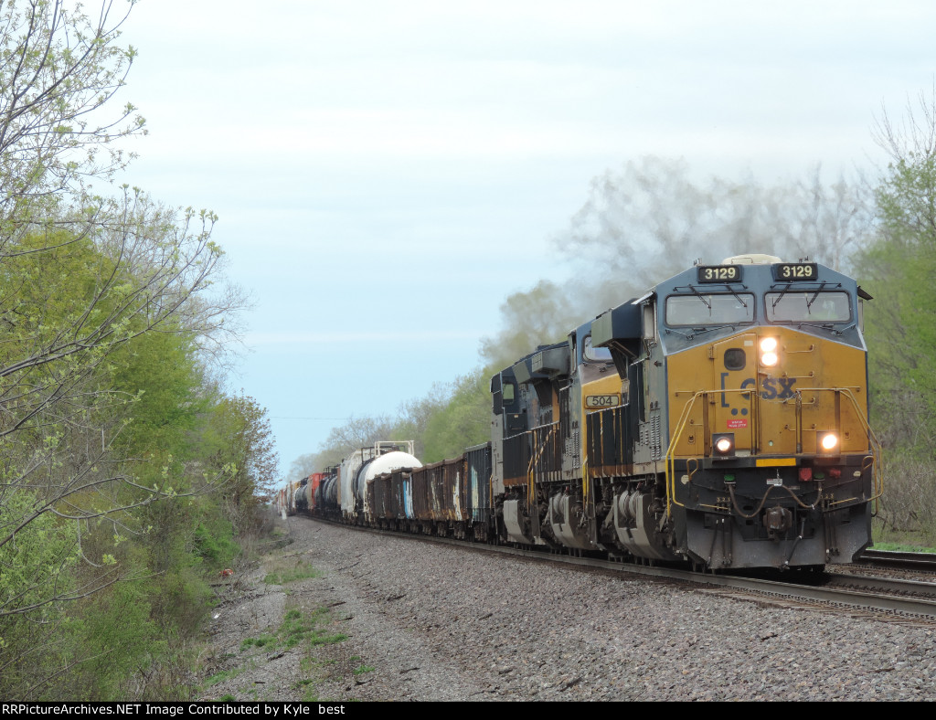 CSX 3129 on M364